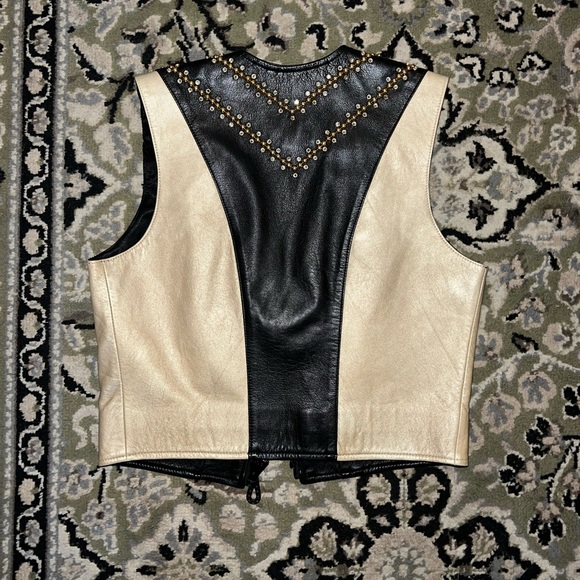 Leather studded vest - Picture 2 of 3